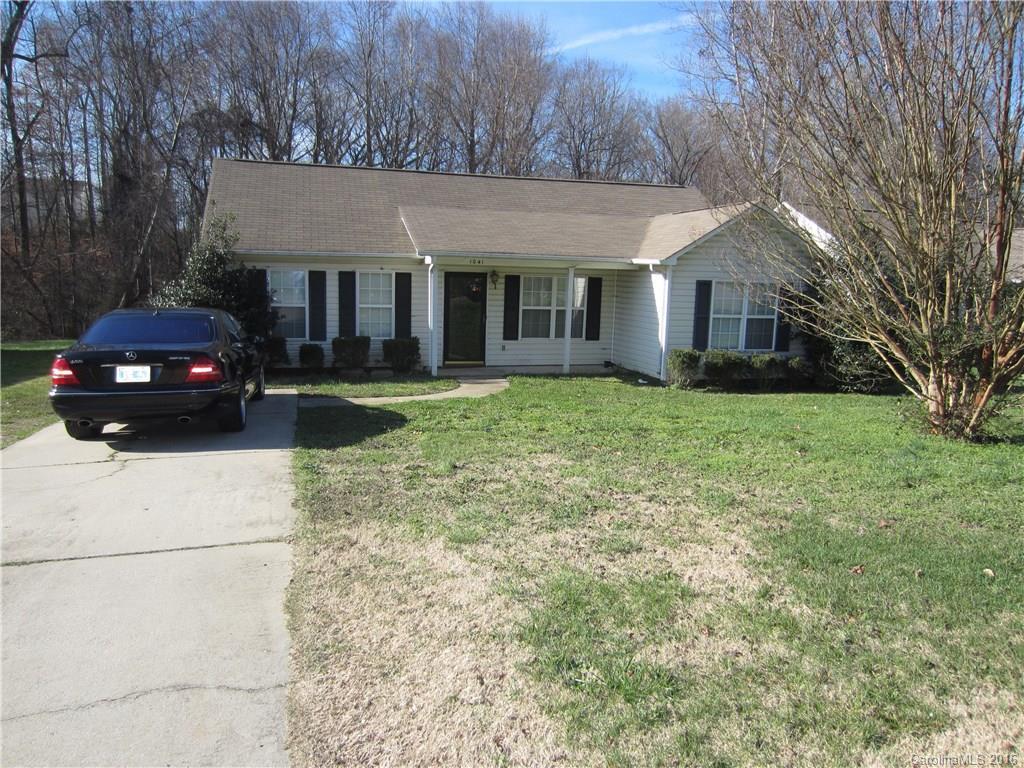 1041 Capps Hollow Dr., Charlotte, NC 28216