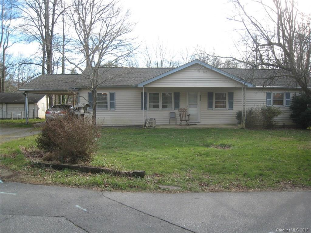 105 7th St., Black Mountain, NC 28711