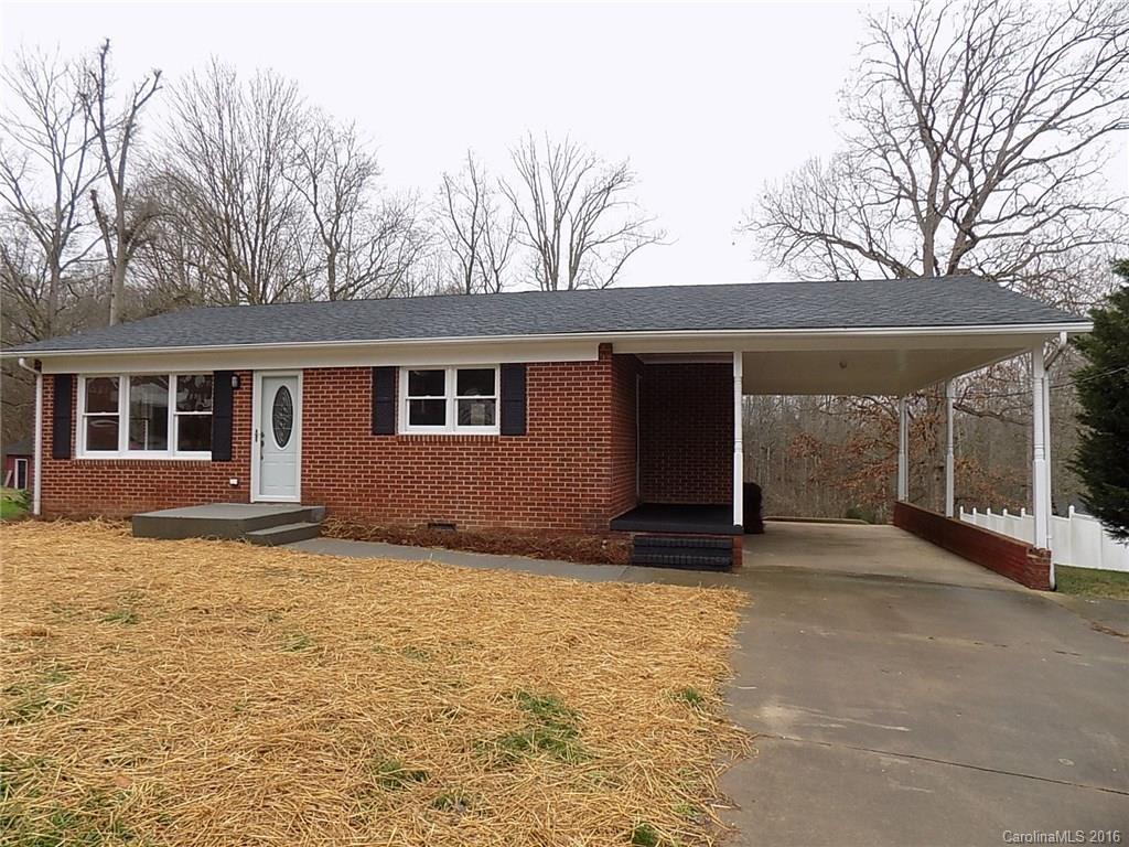 2831 Beechwood Cir., Gastonia, NC 28054