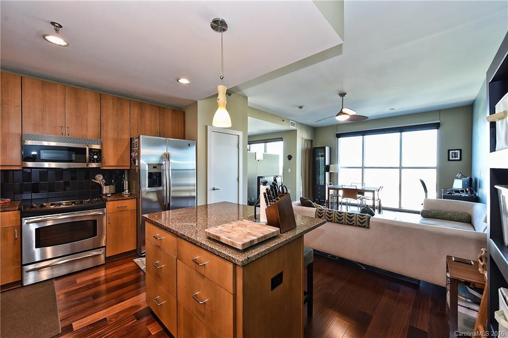 333 Trade St. #1005, Charlotte, NC 28202