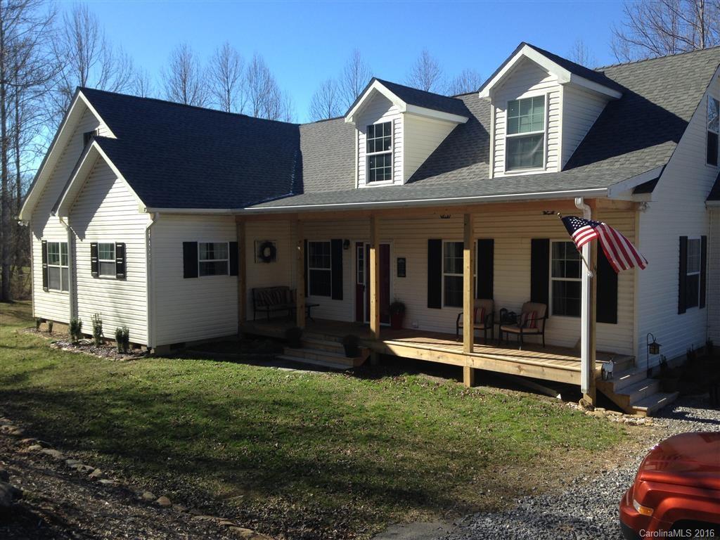 141 Walkertown Rd., Black Mountain, NC 28711