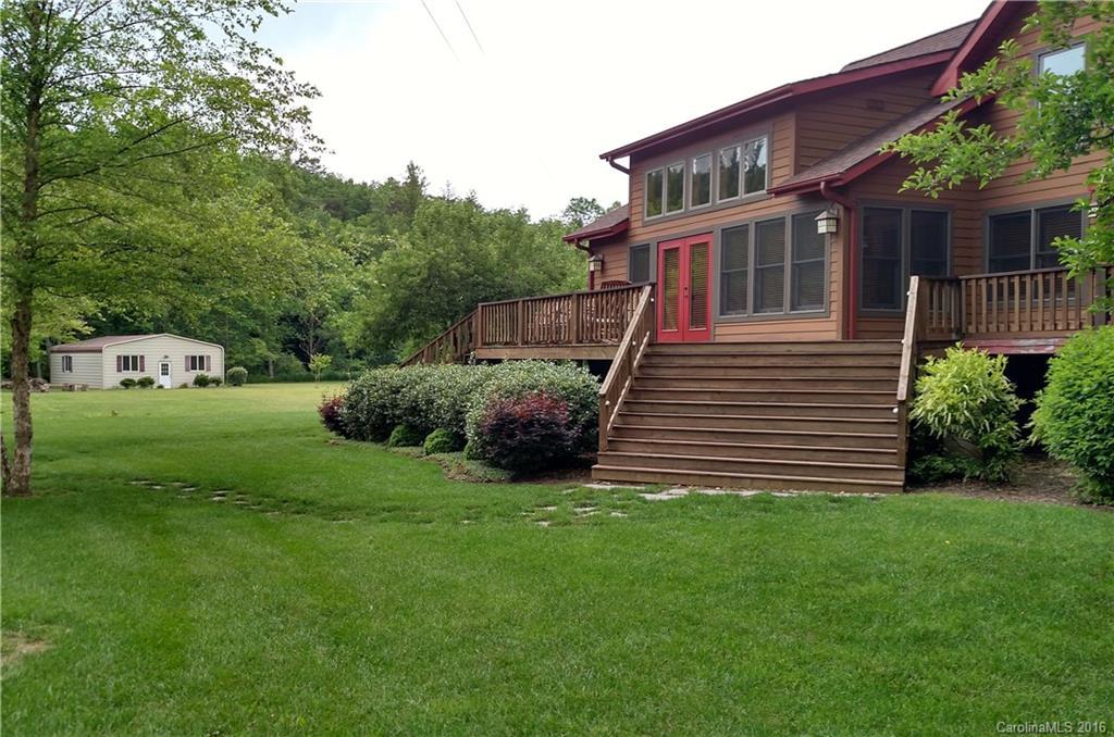 369 Shumont Rd., Black Mountain, NC 28711