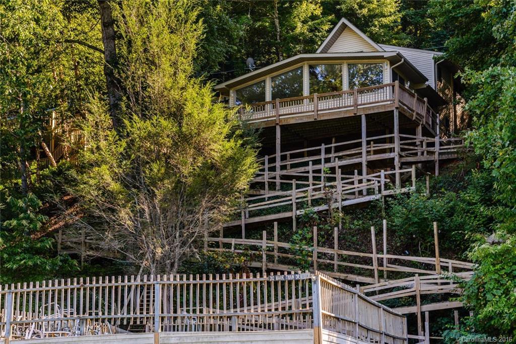 282 Mark Twain Dr., Lake Lure, NC 28746