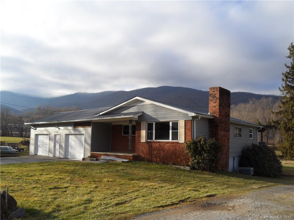 2482 Old Balsam Rd., Waynesville, NC 28786