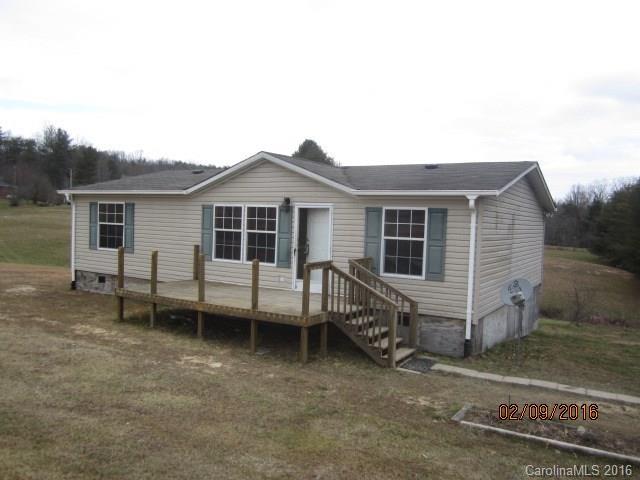 205 Wormie Ln., Hendersonville, NC 28792