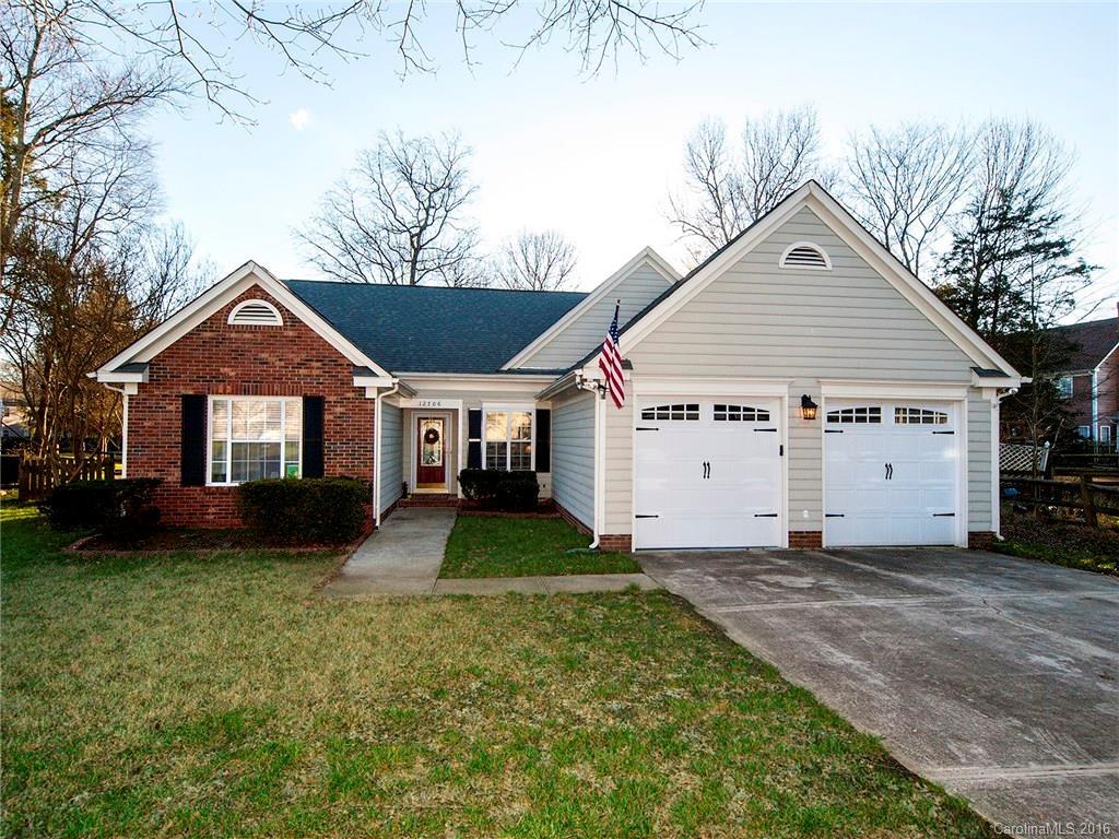 12706 Glen Hollow Ct., Charlotte, NC 28273