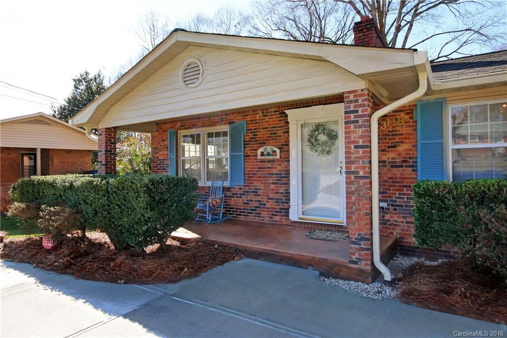 318 Walton Dr., Statesville, NC 28625