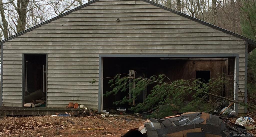 617 Pinners Cove Rd., Asheville, NC 28803