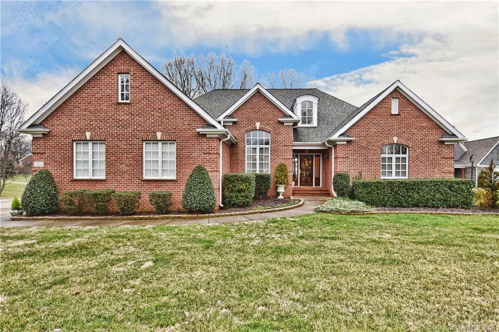 115 Kings Crest Dr., Mooresville, NC 28117