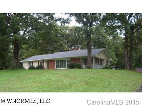 420 Asbury Rd, Candler, NC 28715