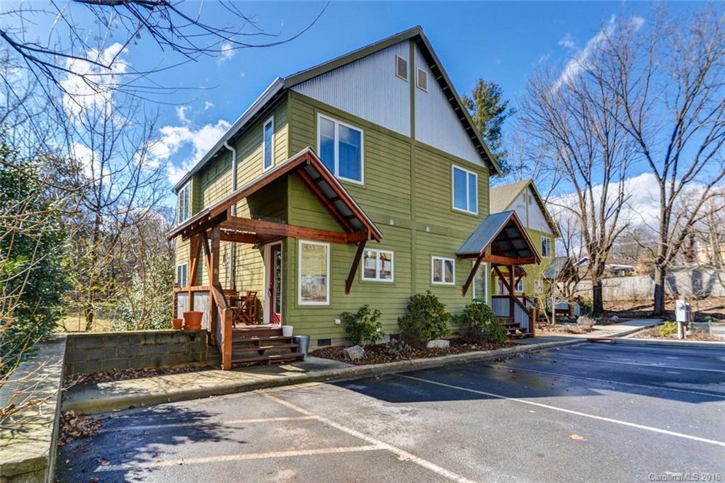 16 City Homes Pl., Asheville, NC 28806