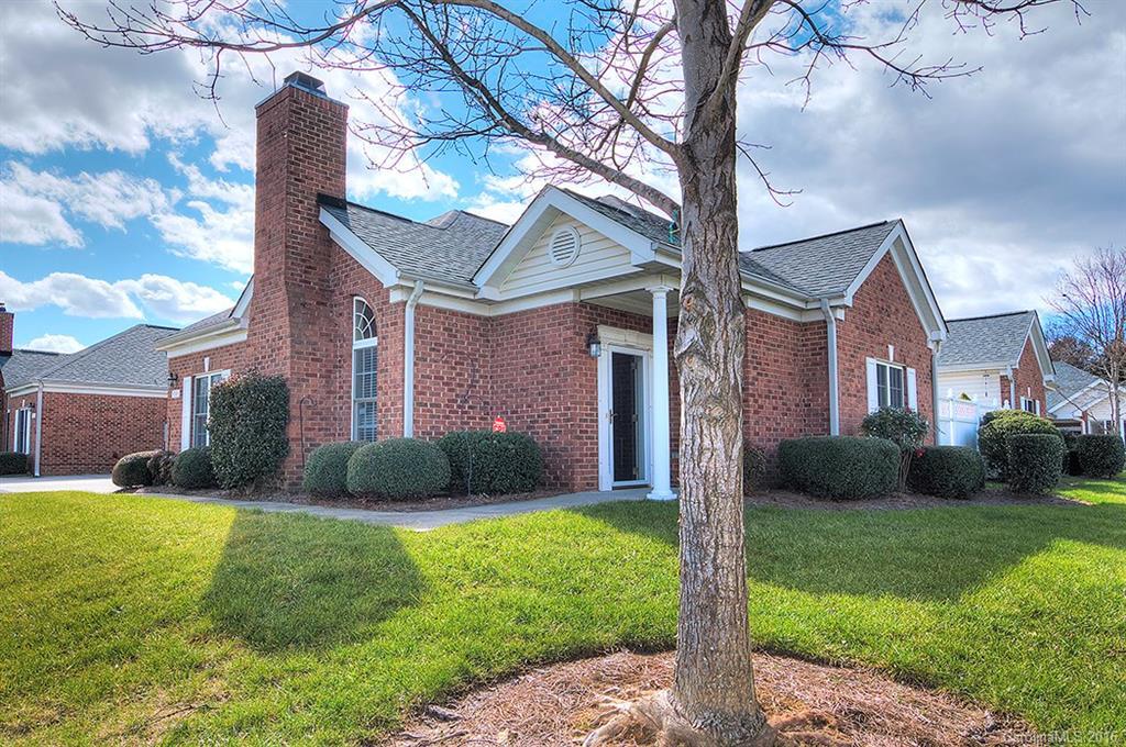 8541 Highland Glen Dr. #B, Charlotte, NC 28269