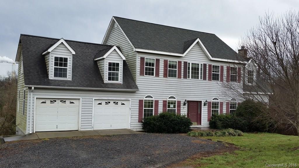 140 Ledbetter Rd., Arden, NC 28704