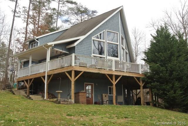 651 Southern Pines Pl., Leicester, NC 28748