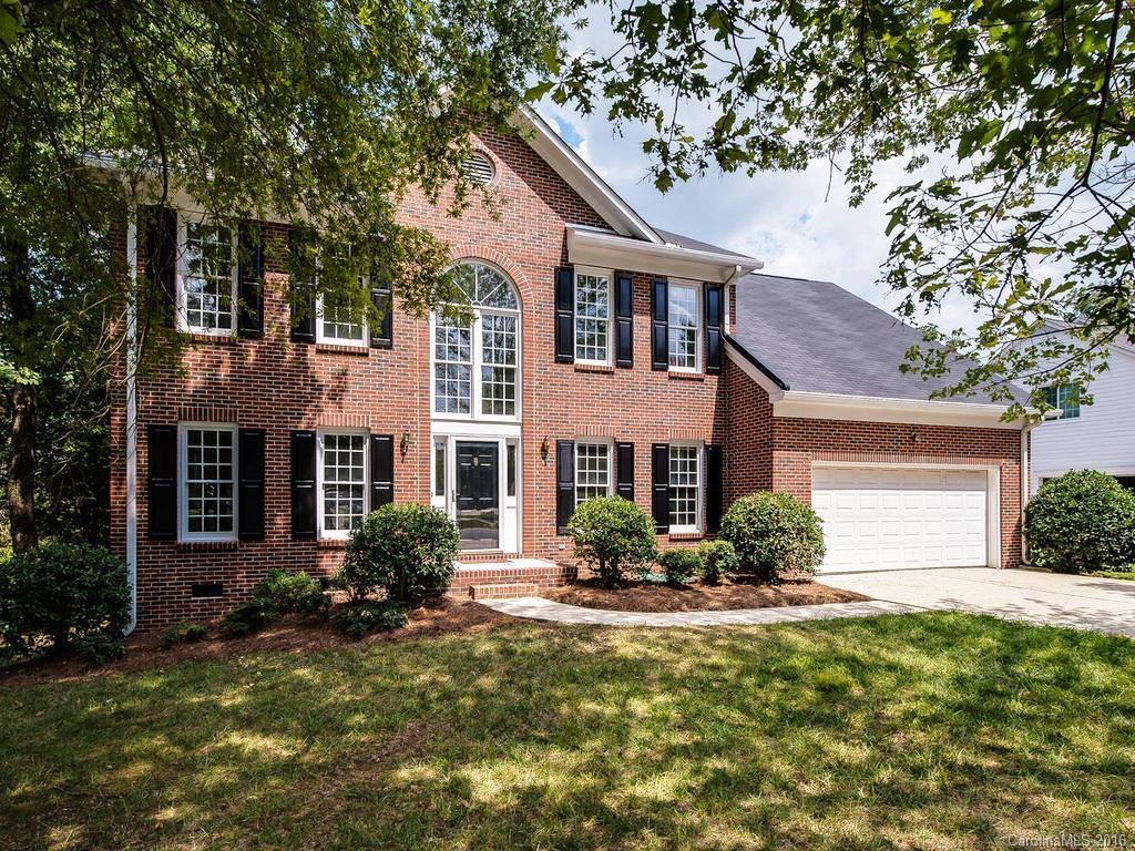 5201 Fairvista Dr., Charlotte, NC 28269