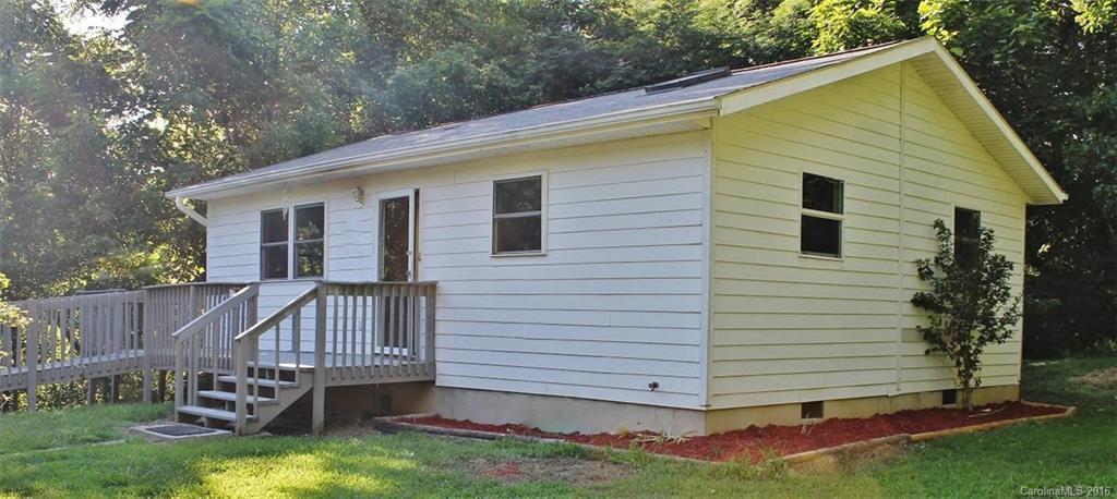 2095 Oleta Rd., Hendersonville, NC 28792