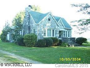 113 Hillcrest Ave., Brevard, NC 28712