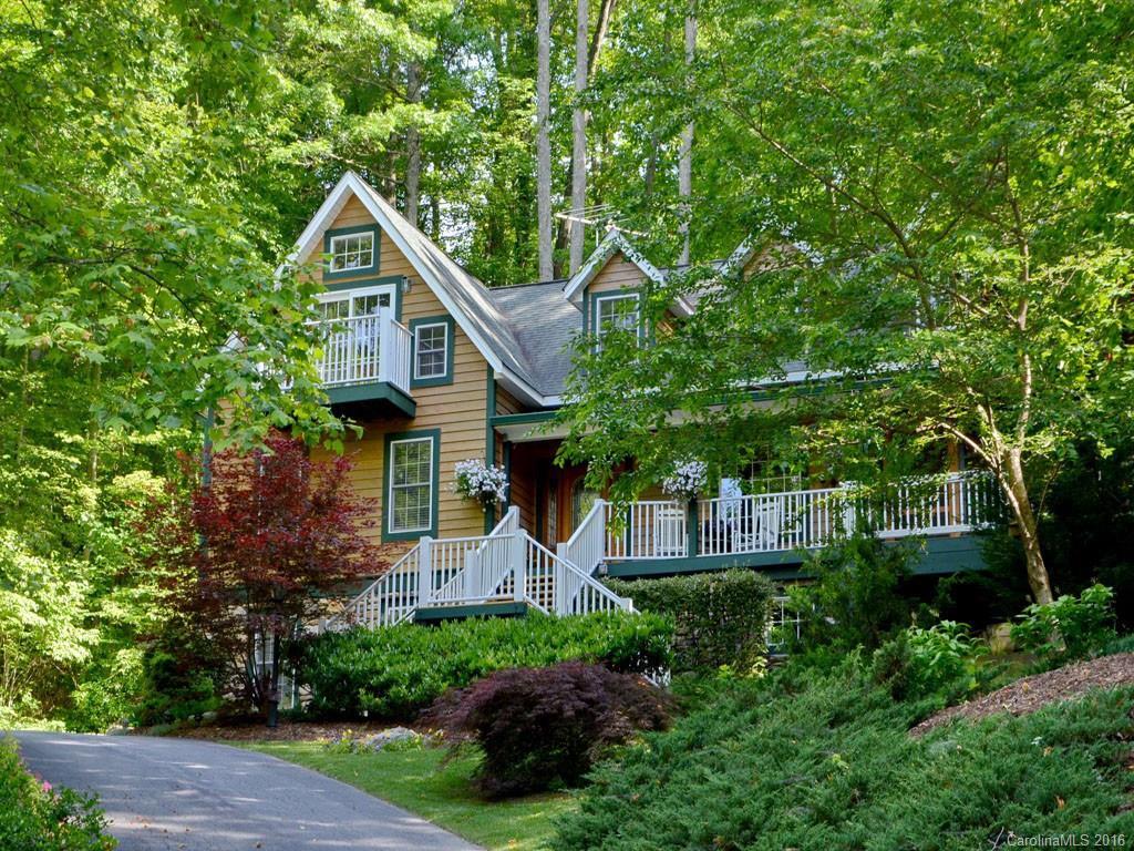 90 Birchwood Views Dr., Hendersonville, NC 28739