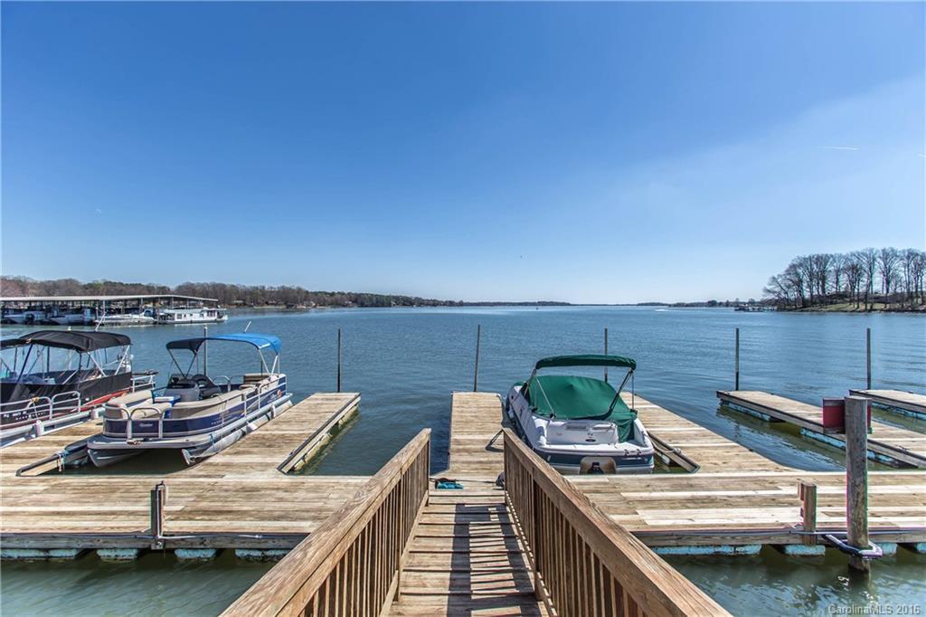 7831 Spinnaker Bay Dr. #111, Sherrills Ford, NC 28673