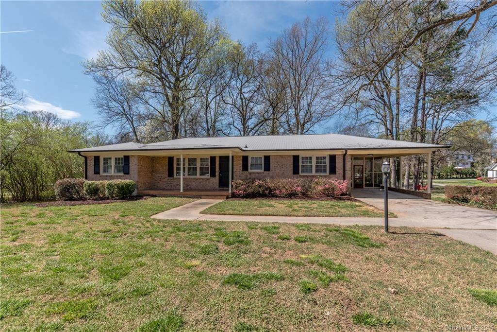 1108 Edgewood Ave., Kannapolis, NC 28081