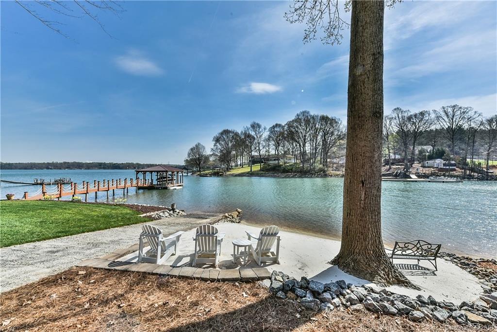 4786 Heather Ln., Denver, NC 28037