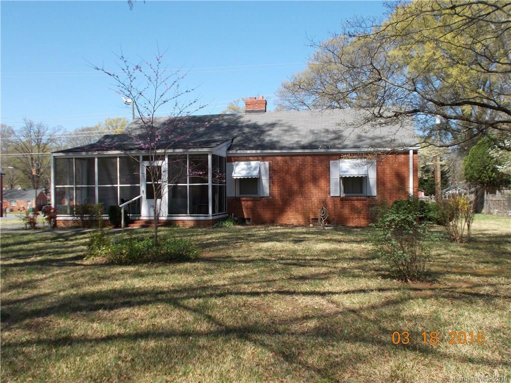 2810 Dorchester Pl., Charlotte, NC 28209