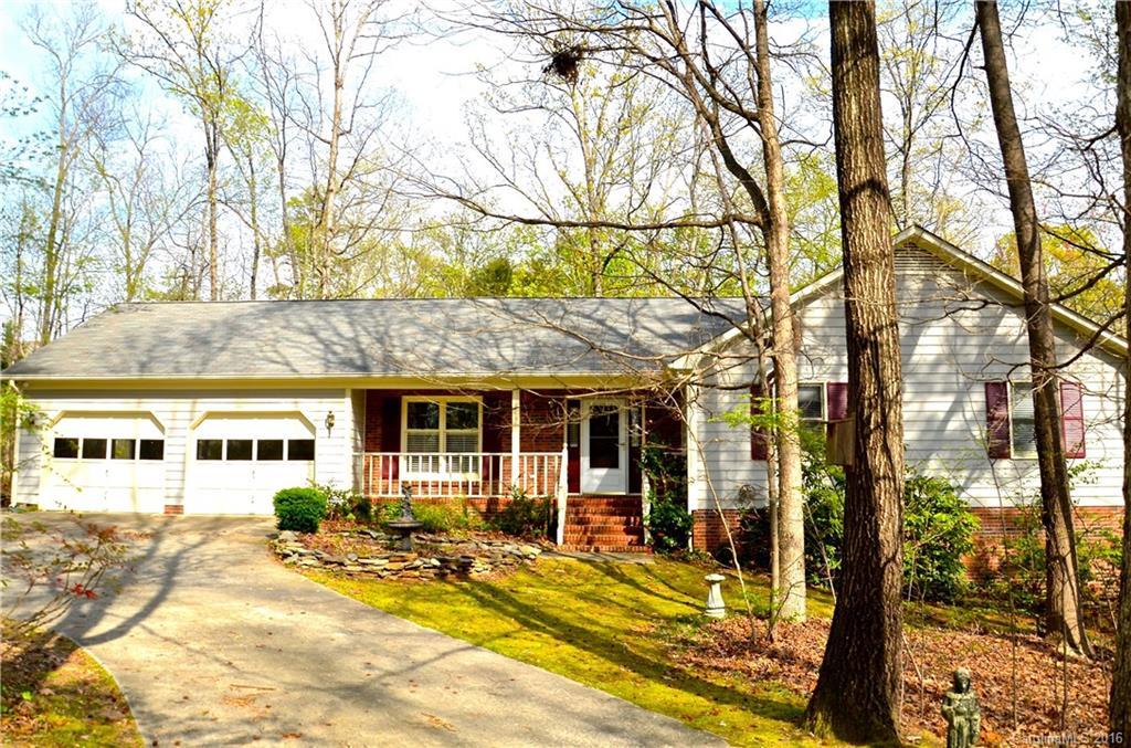 7408 Delta Lake Dr., Charlotte, NC 28215