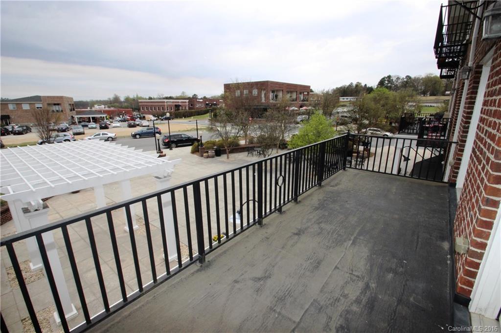 5425 Village Dr. #202, Concord, NC 28027