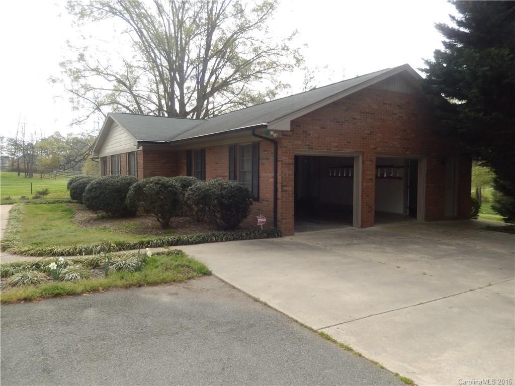 2405 Simfield Church Rd., Matthews, NC 28105