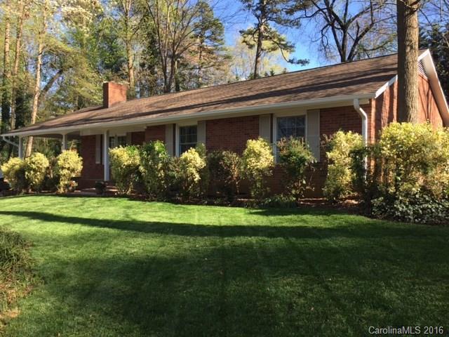 1308 Forest Park Dr., Statesville, NC 28677