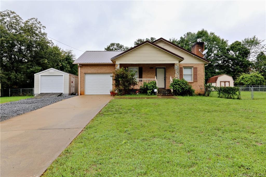 1071 23rd St. #2, Hickory, NC 28601