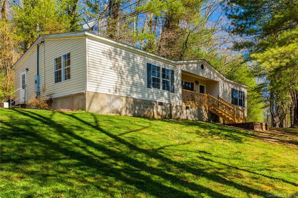 399 Patterson Rd., Hendersonville, NC 28739