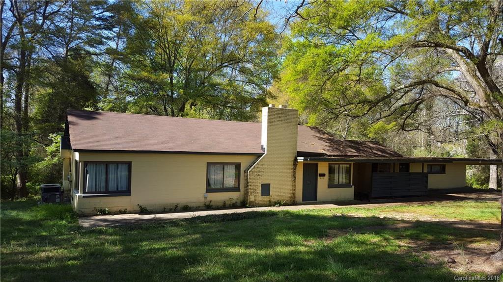 306 Cavin Ave., Mount Holly, NC 28120