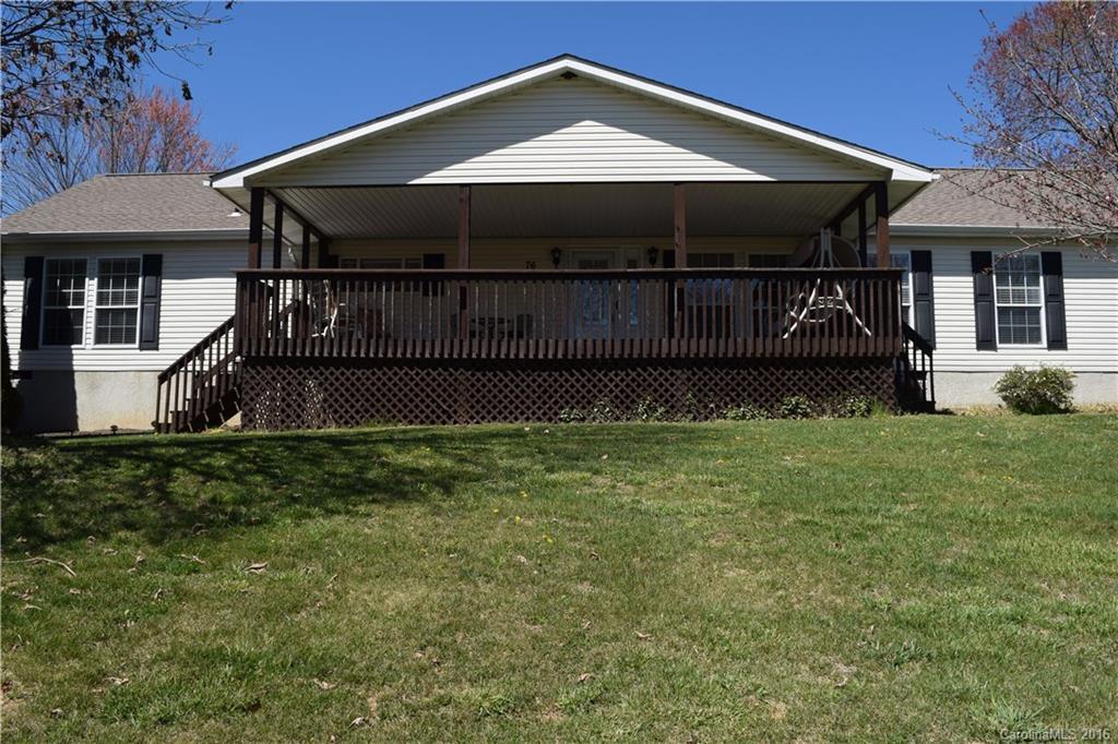 76 Angie Ln., Mills River, NC 28759
