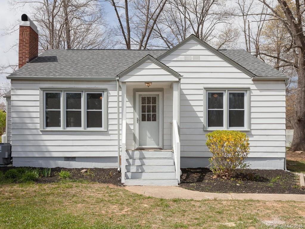 3 Selwyn Pl., Asheville, NC 28806