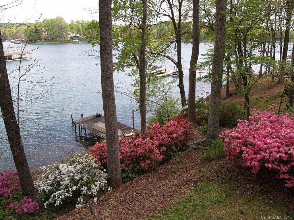 419 Kenway Loop, Mooresville, NC 28117