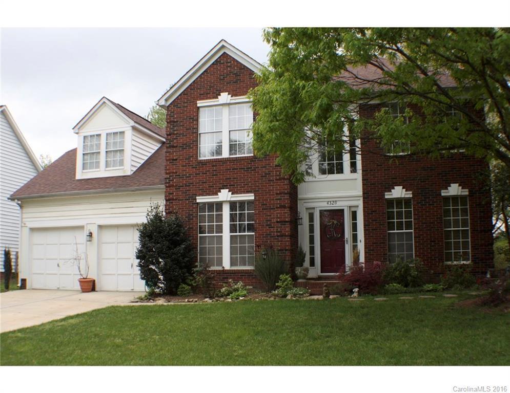 4329 Beauvista Dr., Charlotte, NC 28269