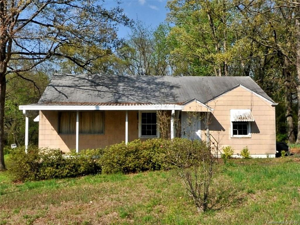 442 Peterson Dr., Charlotte, NC 28217