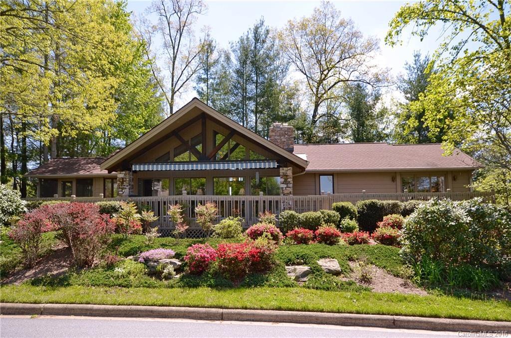 396 Cummings Pkwy., Hendersonville, NC 28739