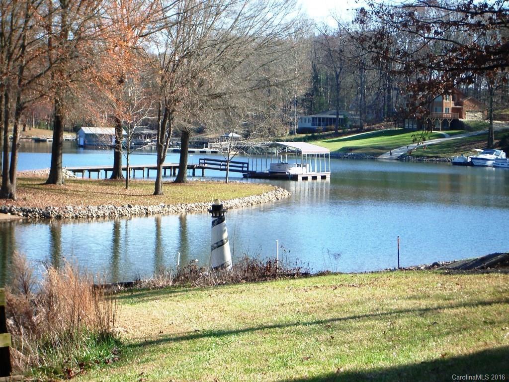 5054 Wickford Ln., Denver, NC 28037