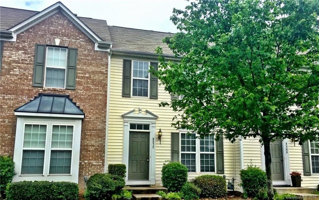 9572 Blossom Hill Dr., Huntersville, NC 28078