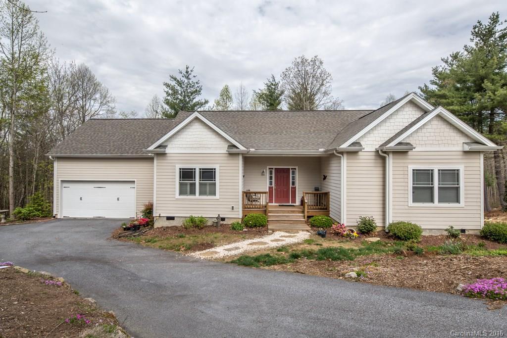 750 Summit Springs Dr., Hendersonville, NC 28731