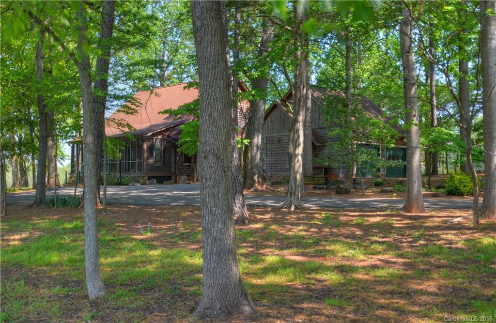 321 Beaver Farm Rd., Statesville, NC 28625