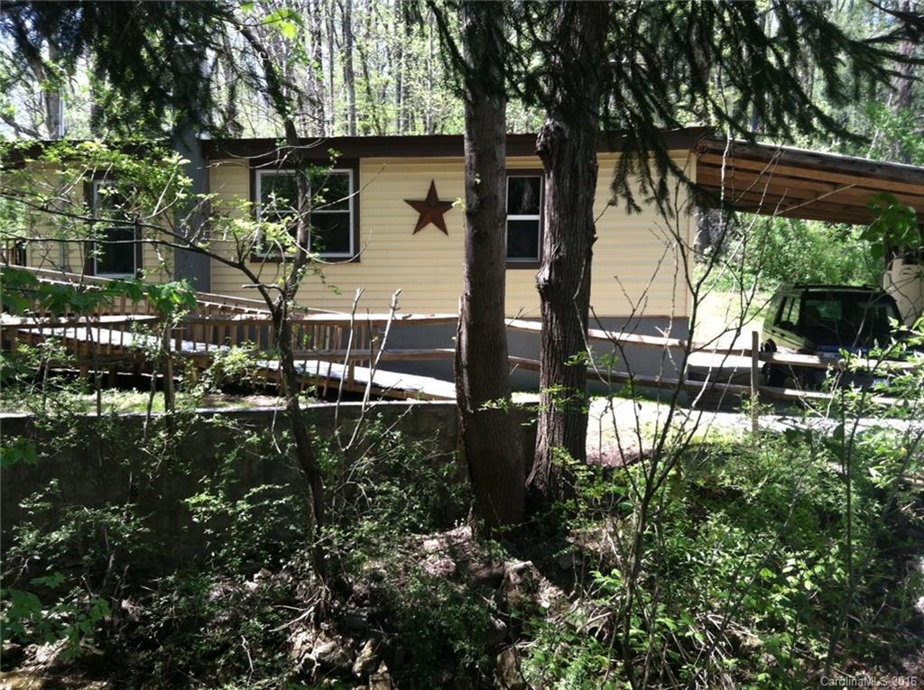 676 Macedonia Rd., Asheville, NC 28804