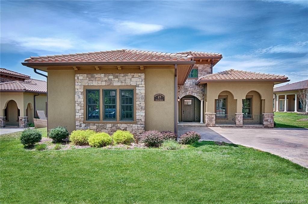 17 Ocaso Dr., Asheville, NC 28806