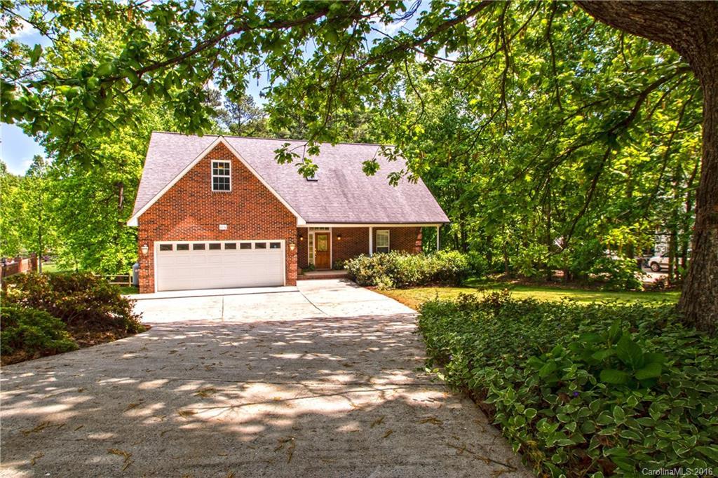 4656 Ashley Ln., Denver, NC 28037