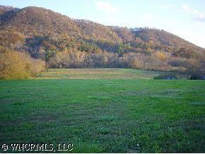 788 Cane Creek Rd., Fletcher, NC 28732