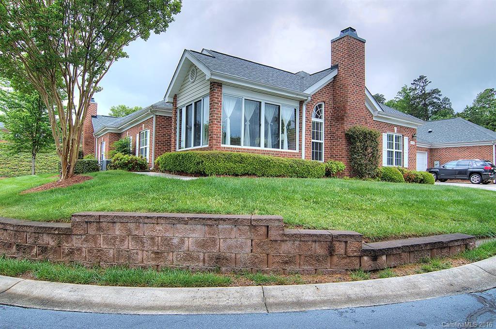 8724 Highland Glen Dr., Charlotte, NC 28269