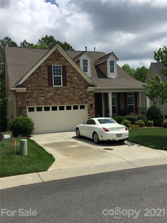 1289 Winged Foot Dr., Denver, NC 28037