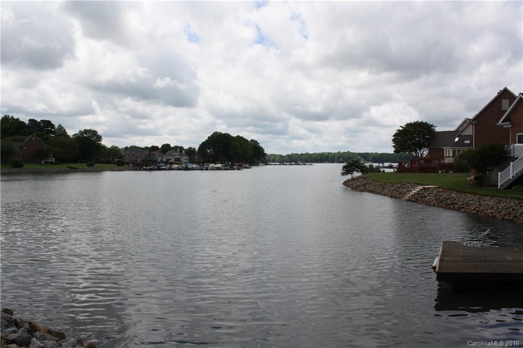 7510 Woods Ln. #37, Cornelius, NC 28031